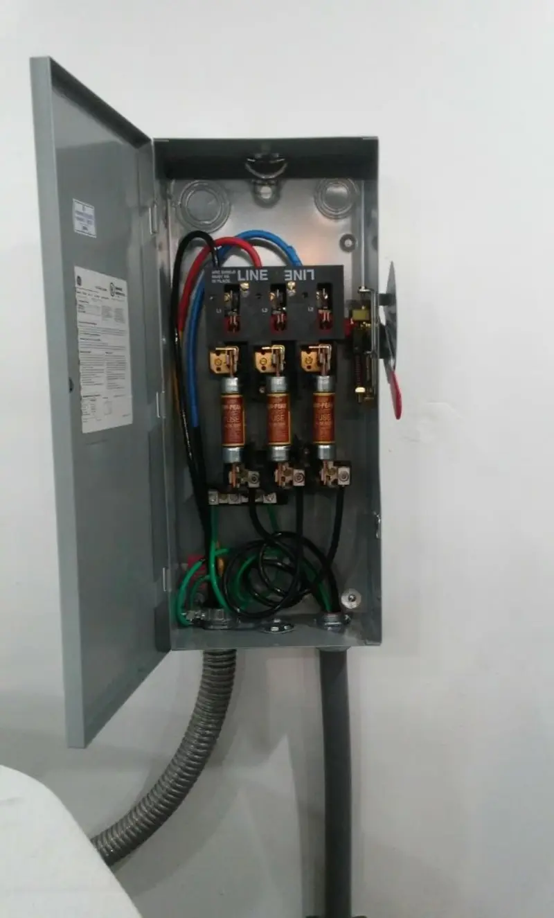 Three-phase disconnect switch installed for Electrical Wiring & Rewiring in Fruit Heights